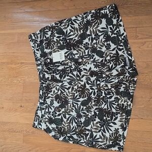 A.N.A BRAND WOMEN'S PLUS SIZE TROPICAL SHORTS SIZE 2X